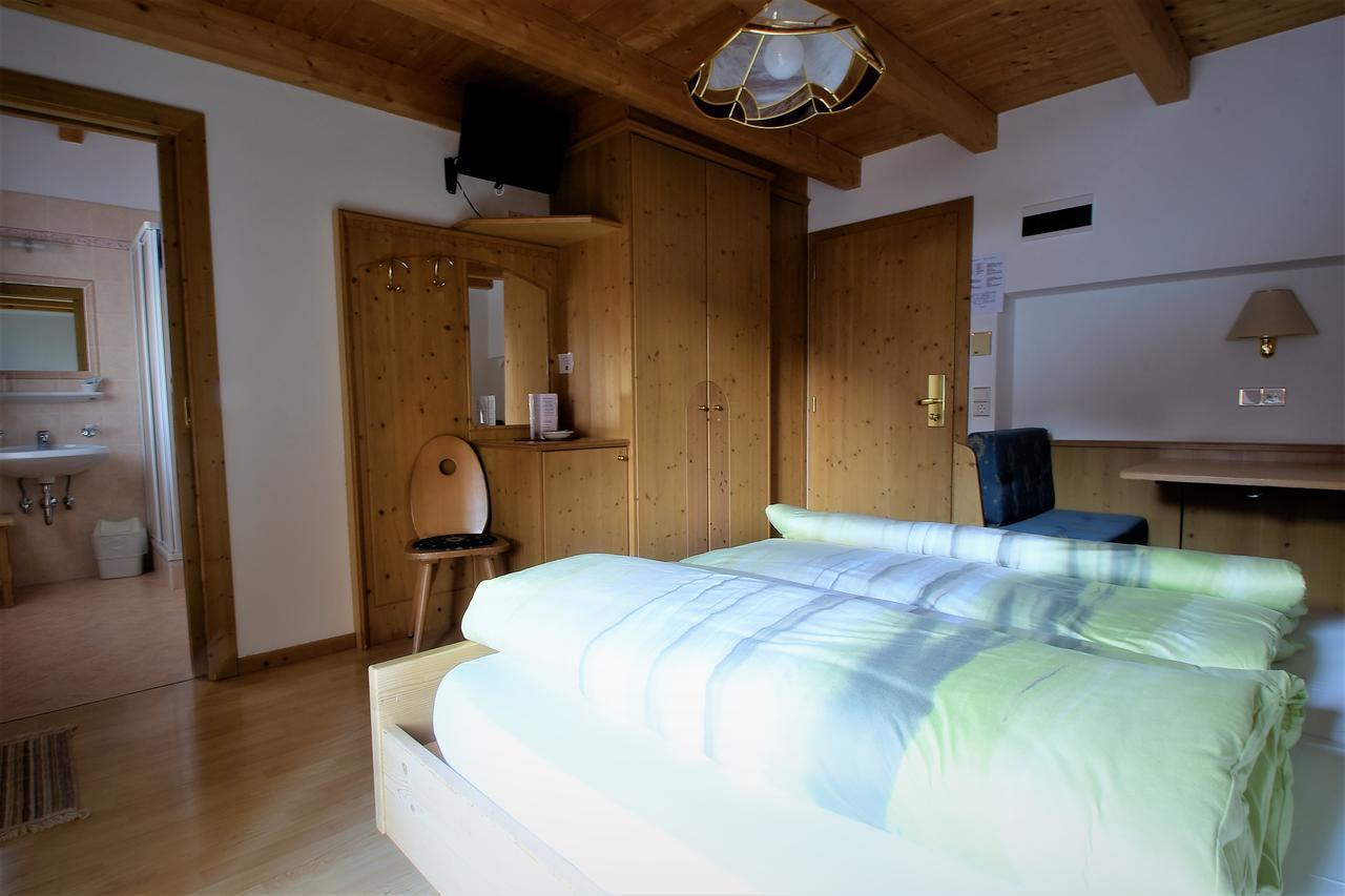 Pension Mirandola โคลฟอสโก ภายนอก รูปภาพ